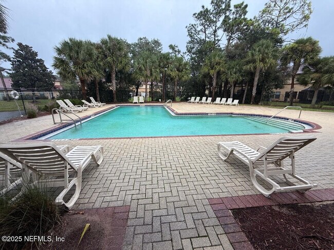 Building Photo - 718 Ginger Mill Dr