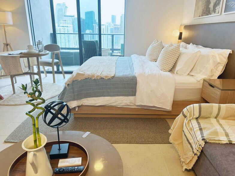 Building Photo - 159 NE 6th St