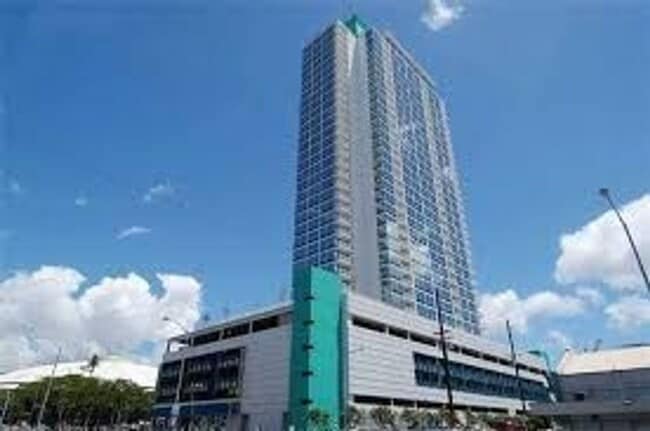 Primary Photo - 909 Kapiolani Blvd