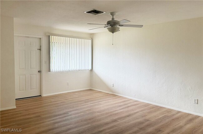 Building Photo - 757 95th Ave N