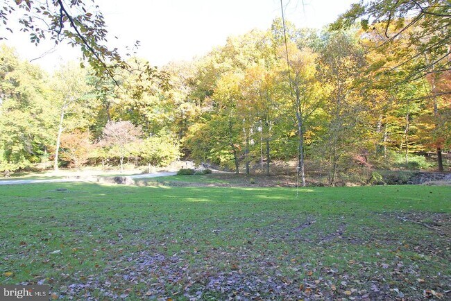 Building Photo - 594 Contention Ln