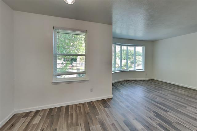 Building Photo - 7624 Oak Garden Trail