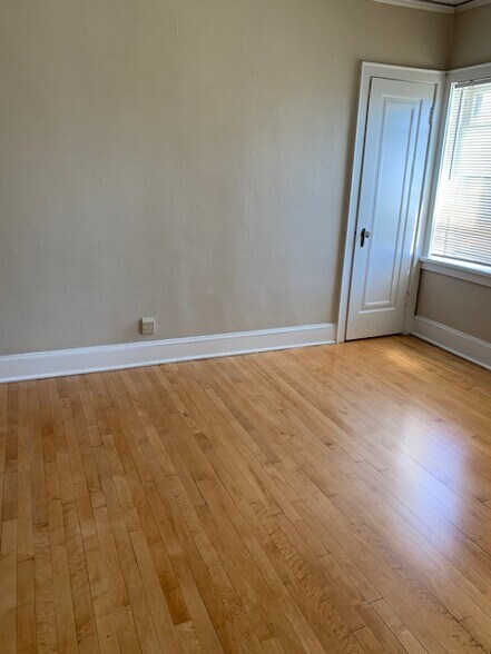Building Photo - 3817 N Humboldt Blvd