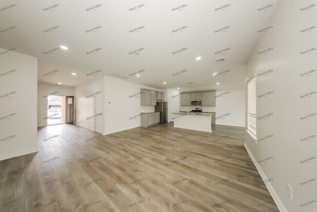 Building Photo - 14709 Travertine Fls Ln