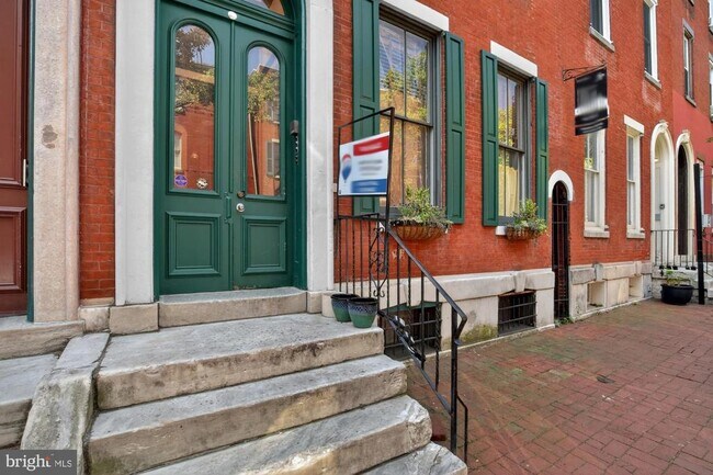 Building Photo - 1714 Wallace St