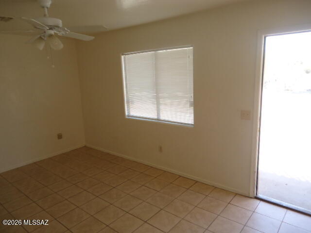 Building Photo - 3036 N Balboa Ave