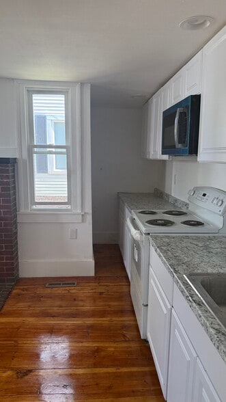Kitchen - 329 Main St
