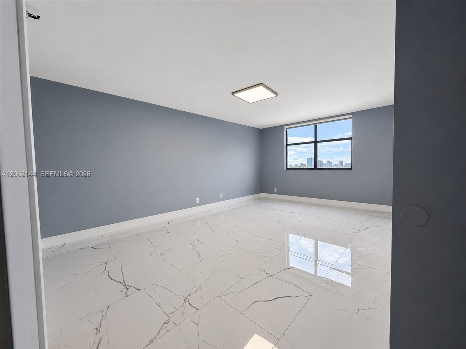 Building Photo - 290 174th St