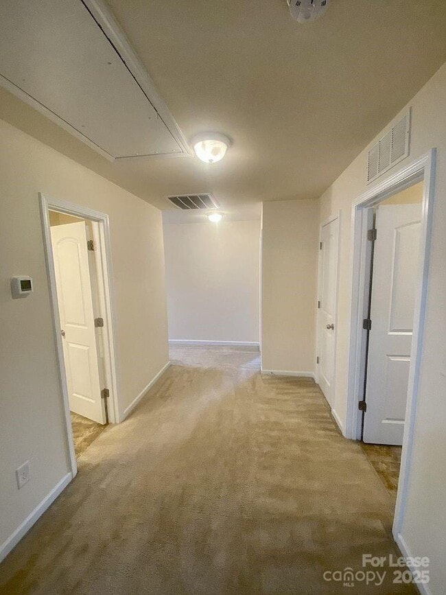 Building Photo - 4704 Pepperstone Ln