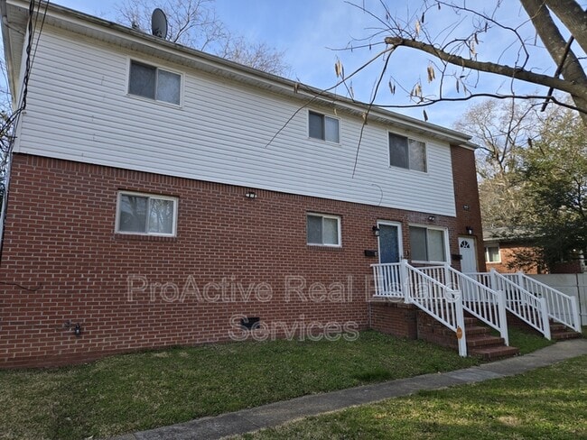 Building Photo - 3875 Wake Cir