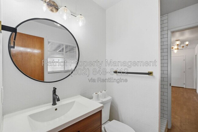 Building Photo - 4232 W Keim Dr