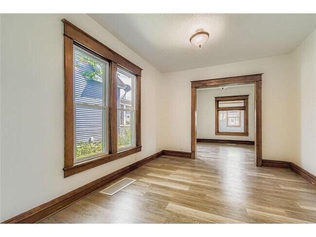 Building Photo - 915 Fuller Ave