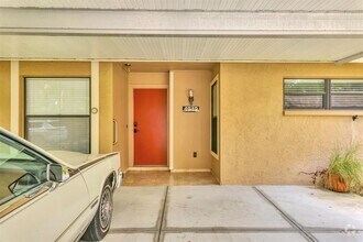 Building Photo - 4949 Village Garden Dr