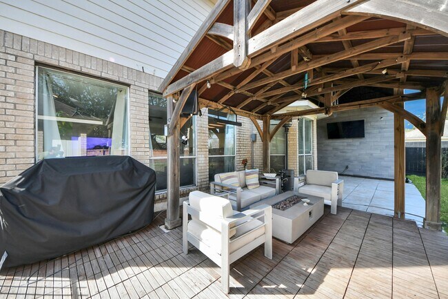 Building Photo - 3515 Shadowside Ct