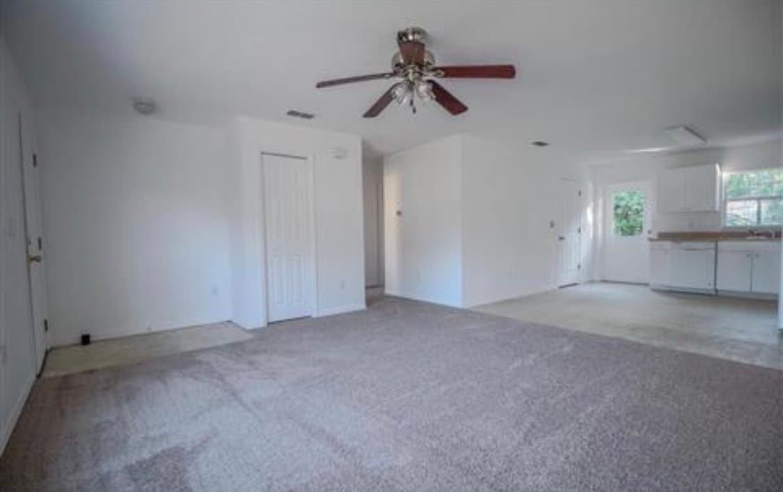 Building Photo - 5006 Sail Ct