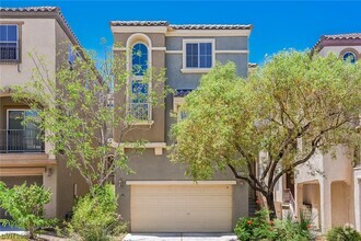Building Photo - 10563 Longoria Garden St