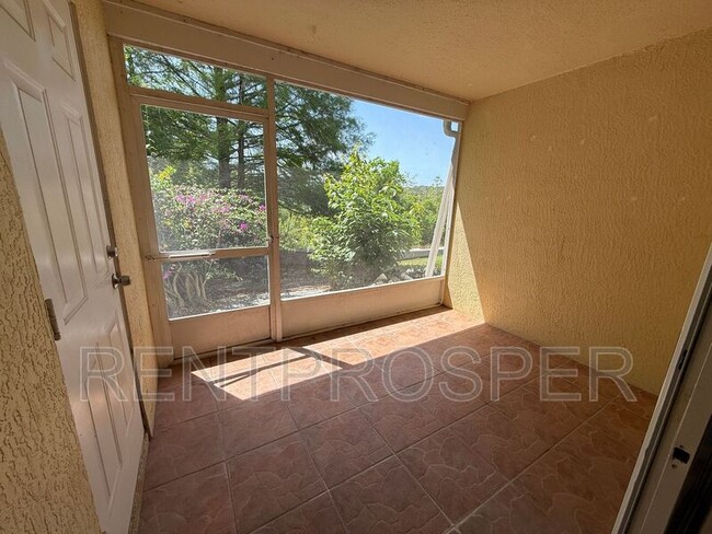 Building Photo - 2901 Woodlands Park Ct