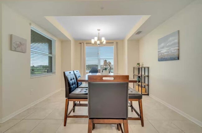 Building Photo - 4721 Clock Tower Dr