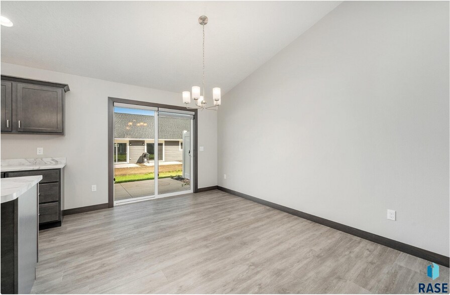 Building Photo - 4508 W 34th St N