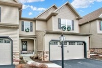 Building Photo - 2751 Post Dr