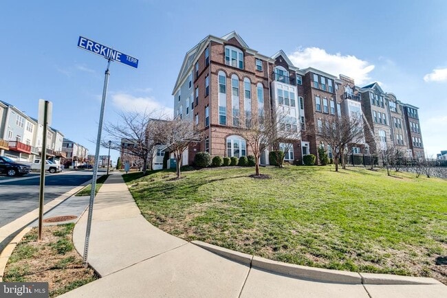 Building Photo - 20581 Geddes Terrace