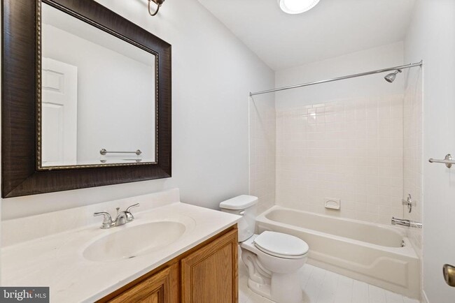 Building Photo - 203 Princeton Cir