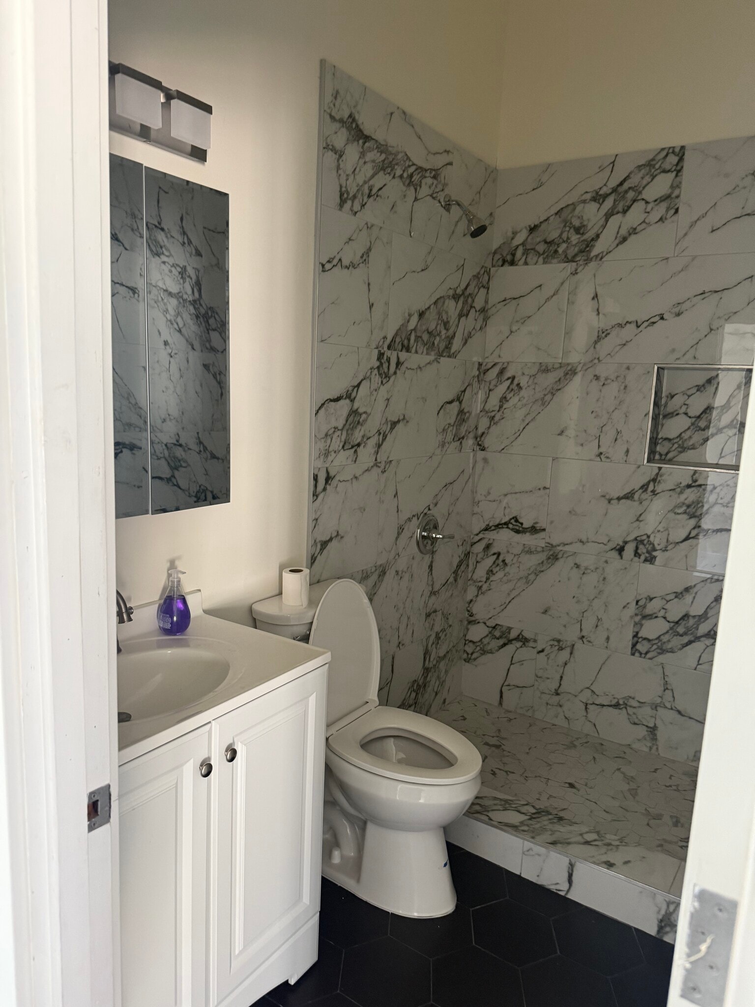 Building Photo - 313 Coronado St