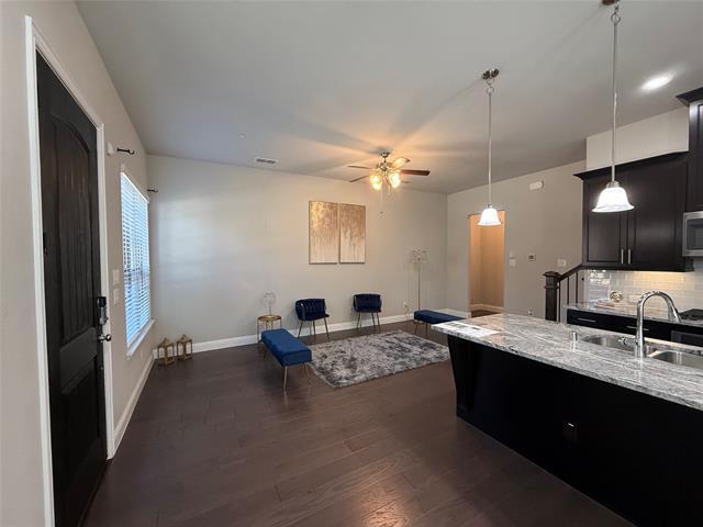 Building Photo - 6120 Rilla St