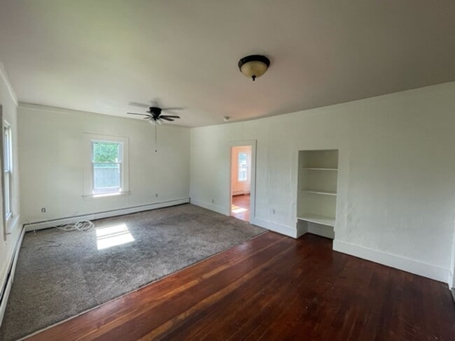 Building Photo - 21-23-23 Lyman St