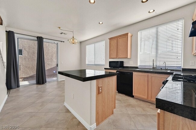 Building Photo - 7568 Aspen Color St