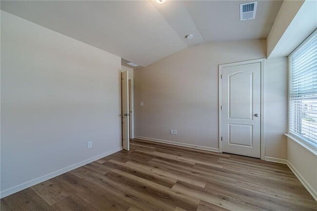 Building Photo - 3328 Sardis Bend Dr