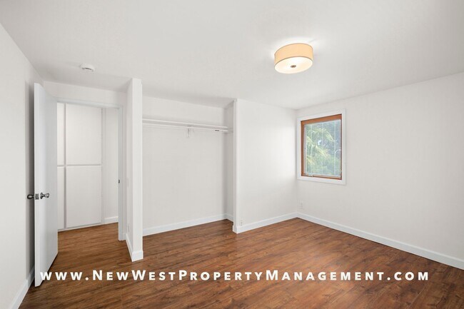 Building Photo - Renovated Poway 5-Bedroom, Available Now! ...
