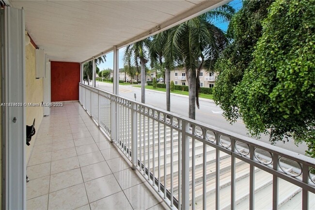 Building Photo - 10953 W Okeechobee Rd