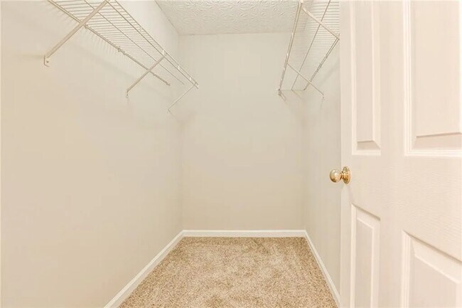 Building Photo - 754 Celeste Ln