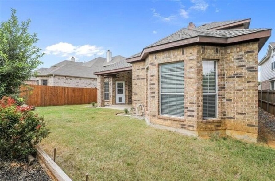 Building Photo - 4960 Obrien Way