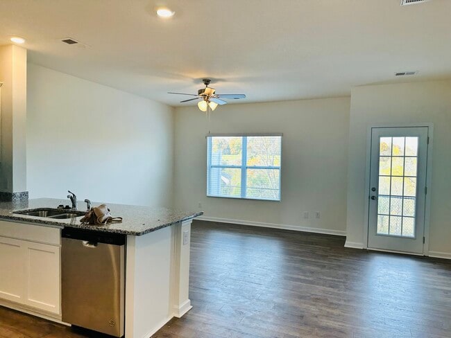 Building Photo - 94 Moon Rock Ct