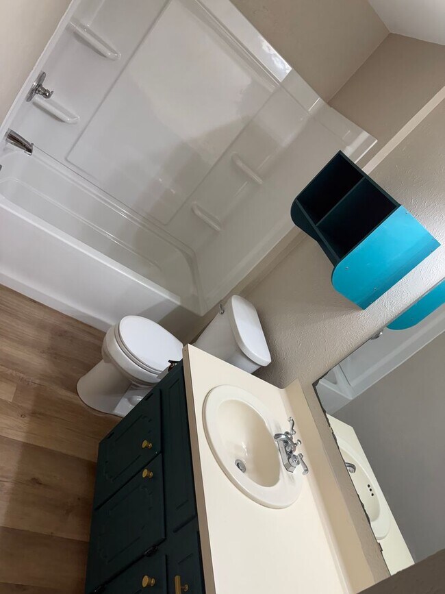 Building Photo - Beautiful 3 Bedroom home in Springhill ISD