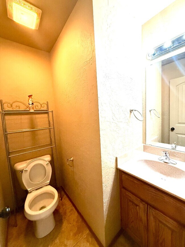 Building Photo - 4100 Pascali Ct