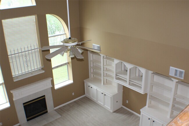 Building Photo - 12231 Ashford Park Dr