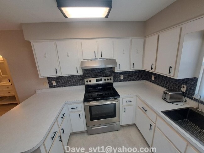 Building Photo - 5914 SW 111th Pl Rd