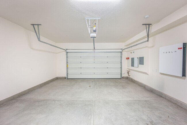 Building Photo - Brand New Estate Home Rent at Luna Park in GPN in Irvine