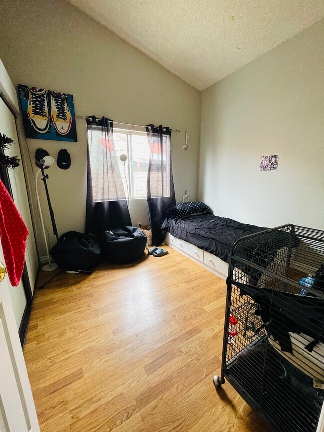 Building Photo - 29613 Via Sonroseo