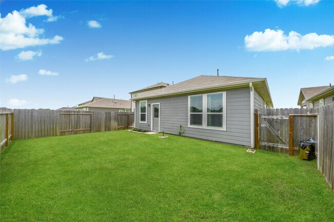 Building Photo - 23663 Cranberry Grader Ln