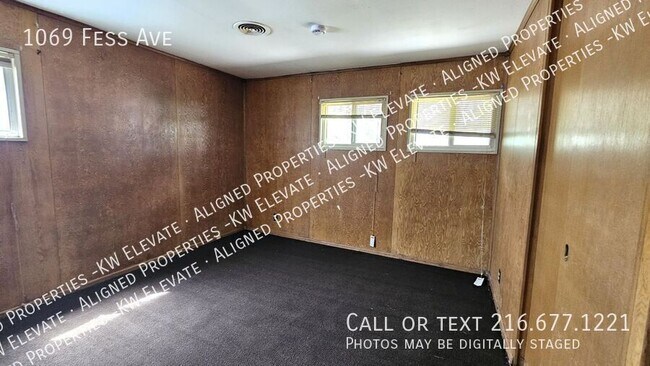 Building Photo - 1069 Fess Ave