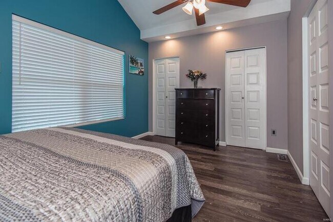 Building Photo - Fantastic 2bd/2ba home! Let yourself in!