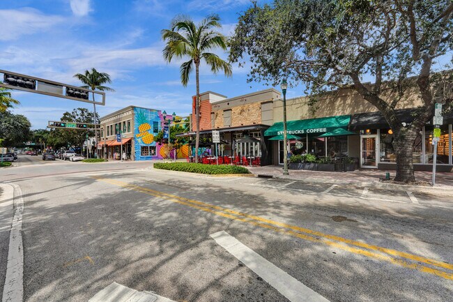 Building Photo - 120 S Ocean Blvd