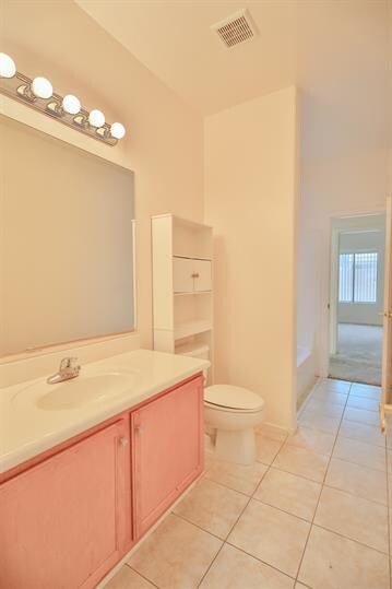 Building Photo - RANCHO SAHUARITA HOME, GATED COMMUNITY