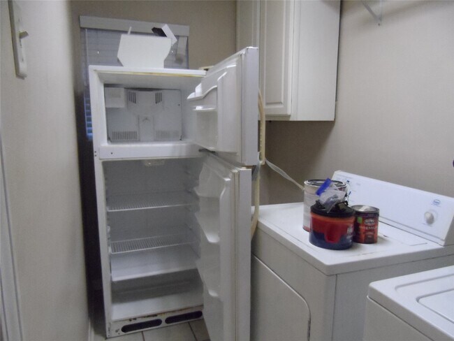 Building Photo - 2283 McCaleb Rd