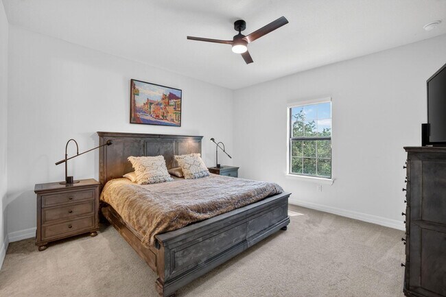 Building Photo - 4651 Pinehurst Trl E
