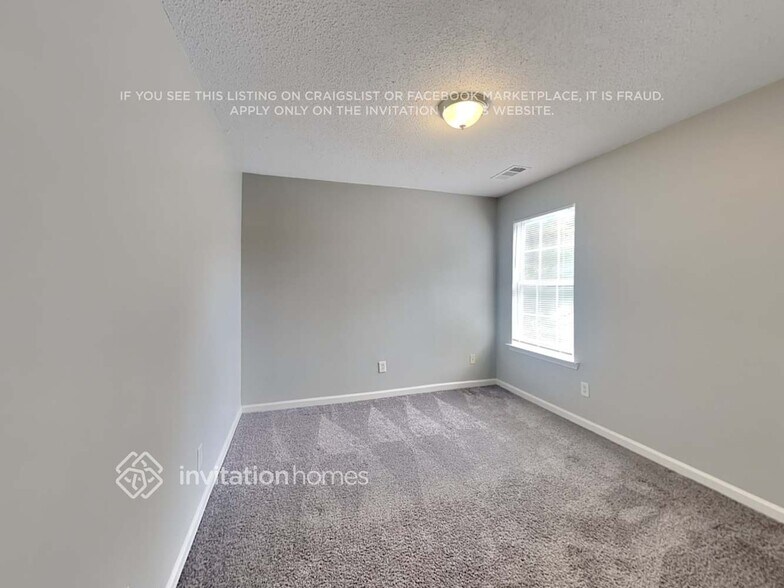 Building Photo - 2125 Beckenham Pl